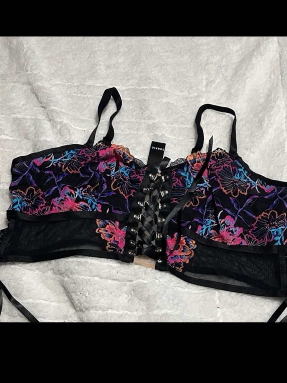 Torrid - Picture 4 of 6